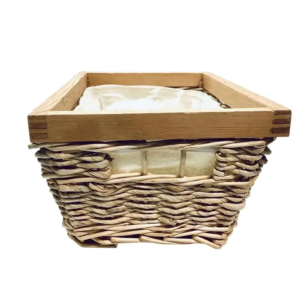 Preloved small straw